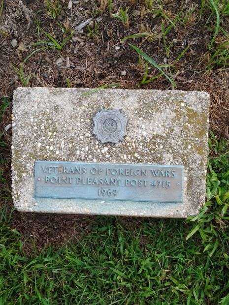 VFW POST 4715 MEMORIAL TREE PLAQUE