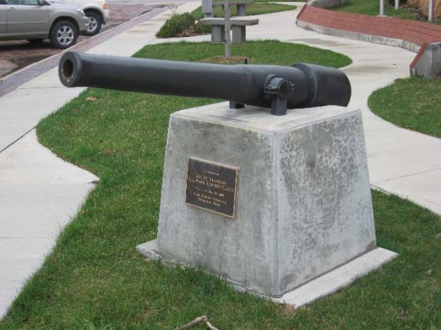 GRISWOLD GAR POST REPLICA CANNON CIVIL WAR MEMORIAL