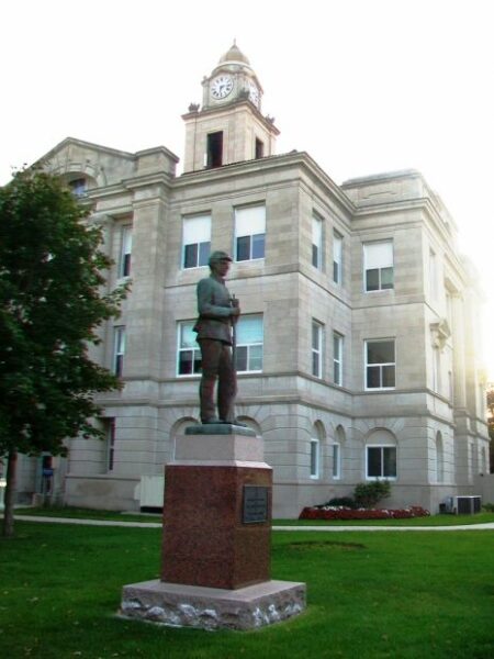 SIGOURNEY UNION SOLDIERS CIVIL WAR MEMORIAL