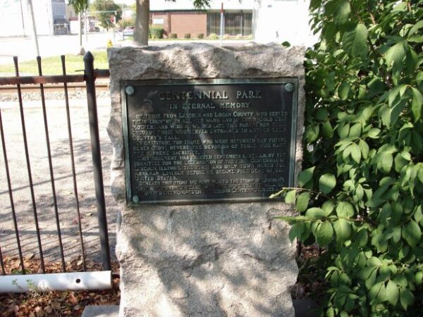 CENTENNIAL PARK WAR MEMORIAL PLAQUE