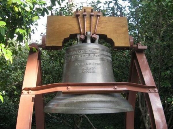 CALIFORNIA LIBERTY BELL REPLICA MEMORIAL