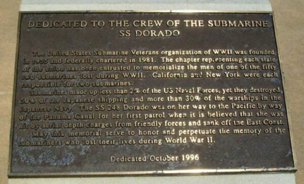 CREW OF THE SUBMARINE SS DORADO MEMORIAL PLAQUE