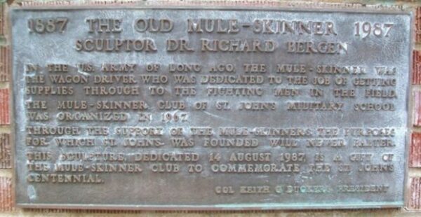 THE OLD MULE-SKINNER WAR MEMORIAL PLAQUE