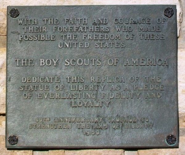 LEAVENWORTH REPLICA OF THE STATUE OF LIBERTY MEMORIAL PLAQUE