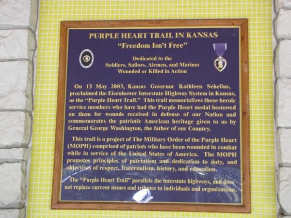JUNCTION CITY PURPLE HEART TRAIL IN KANSAS MEMORIAL PLAQUE