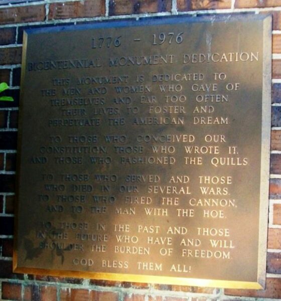 BICENTENNIAL MONUMENT DEDICATION PLAQUE