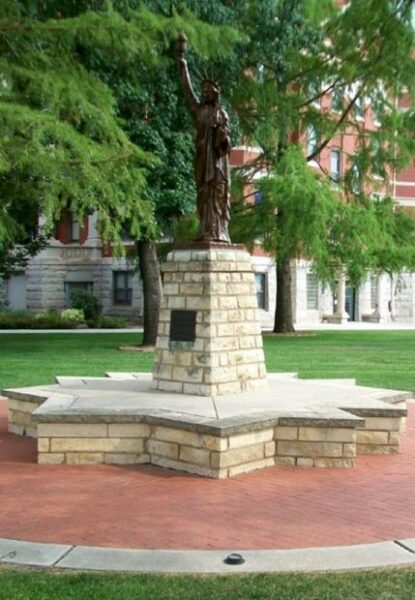 EL DORADO REPLICA OF THE STATUE OF LIBERTY MEMORIAL