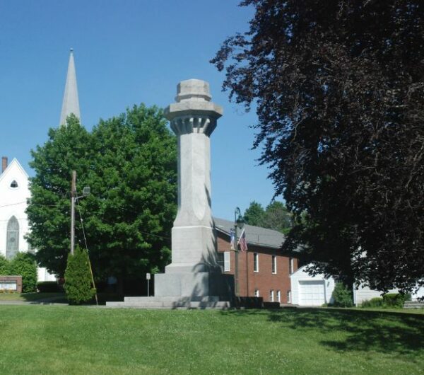 CHELMSFORD REVOLUTIONARY WAR MONUMENT
