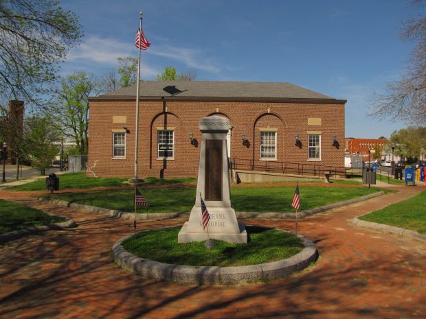 CHICOPEE WAR VETERANS MEMORIAL