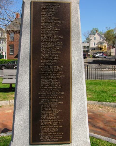 CHICOPEE WAR VETERANS MEMORIAL PLAQUE D
