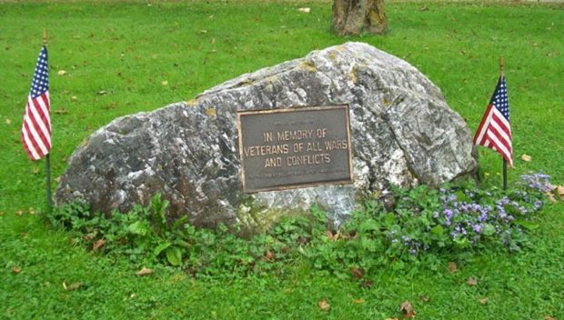 THOMASTON VETERANS WAR MEMORIAL