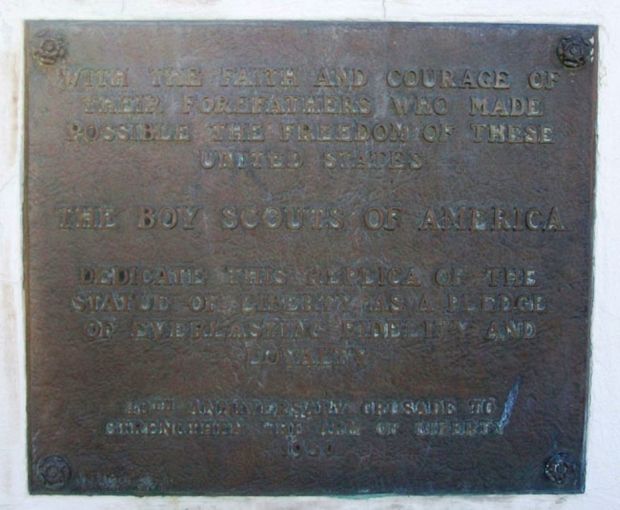 TOPEKA REPLICA OF THE STATUE OF LIBERTY MEMORIAL PLAQUE