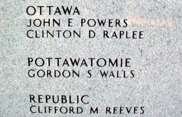 NORTHEAST KANSAS KOREAN WAR MEMORIAL STONE R