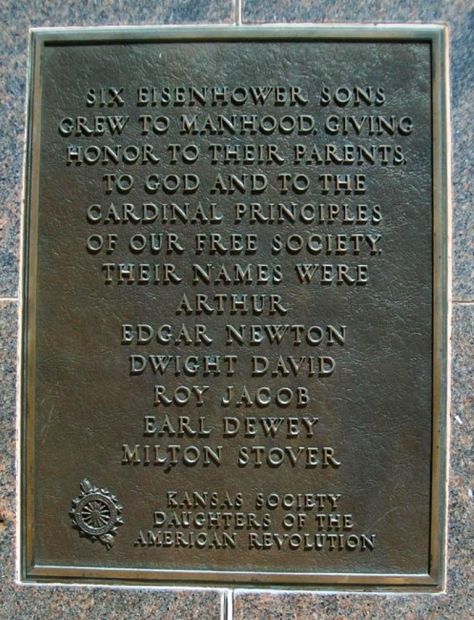 THE EISENHOWER LIBRARY MEMORIAL PLAQUE B