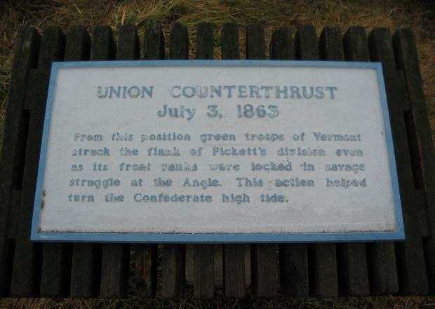 UNION COUNTER THRUST WAR MEMORIAL PLAQUE