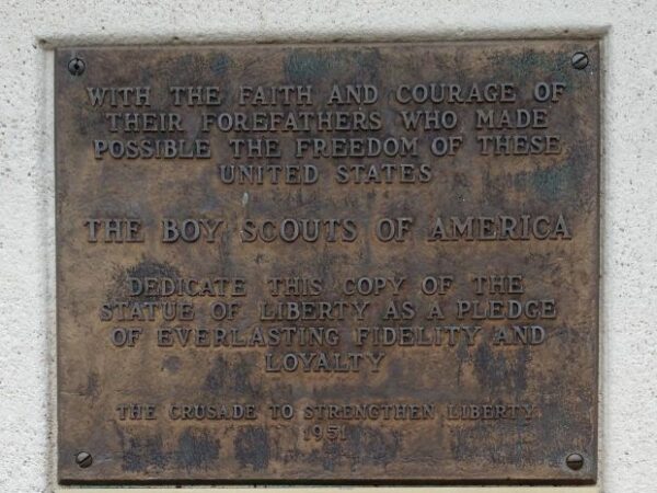 MARSHALL REPLICA OF THE STATUE OF LIBERTY MEMORIAL PLAQUE