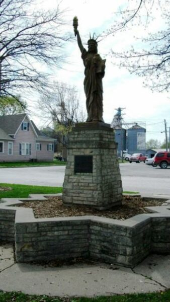 CONCORDIA REPLICA OF THE STATUE OF LIBERTY MEMORIAL