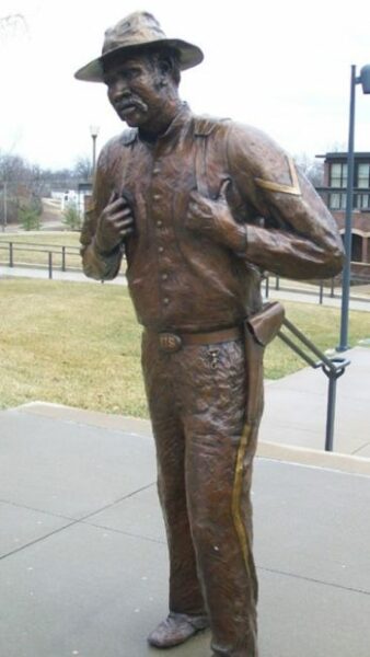 SOLDIERS’ MEMORIAL PLAZA STATUE B