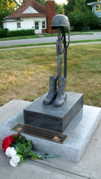PEACE PARK MEMORIAL BATTLEFIELD CROSS