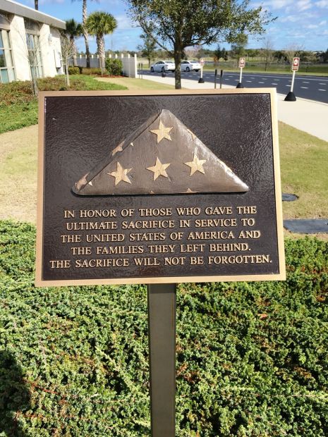 CAPE CANAVERAL NATIONAL CEMETERY ULTIMATE SACRIFICE MEMORIAL PLAQUE