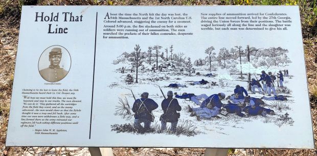 HOLD THAT LINE WAR MEMORIAL PANEL