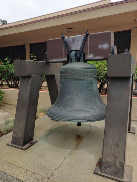 LA VERNE BICENTENNIAL LIBERTY BELL MEMORIAL