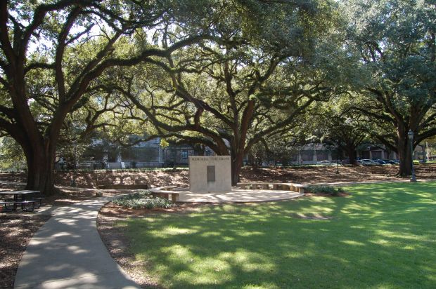 MEMORIAL OAK GROVE