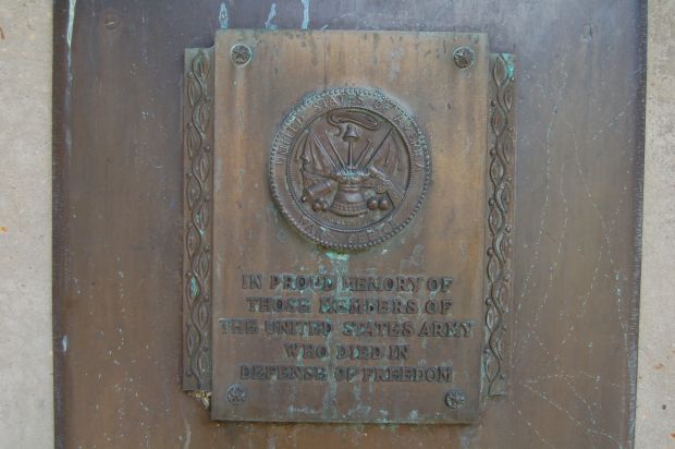 MEMORIAL OAK GROVE PLAQUE