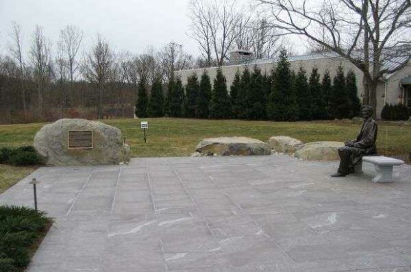 THE GETTYSBURG ADDRESS MEMORIAL