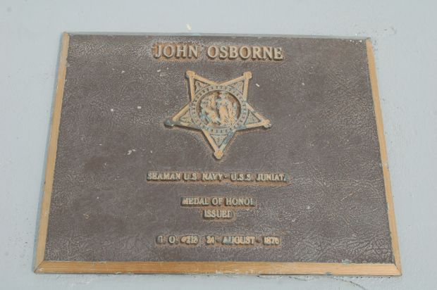JOHN OSBORNE MEDAL OF HONOR WAR MEMORIAL PLAQUE