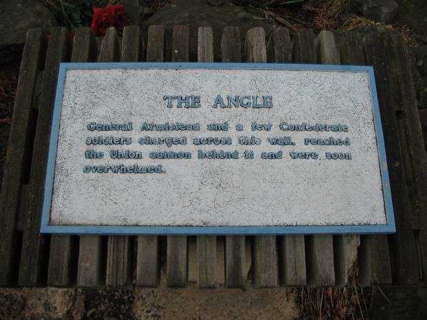 THE ANGLE WAR MEMORIAL PLAQUE