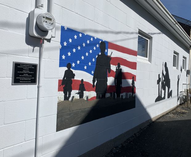 WATERLOO PATRIOTIC MURAL MEMORIAL