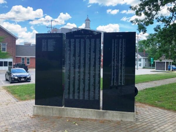 WINCHENDON WORLD WAR II MEMORIAL RIGHT SIDE
