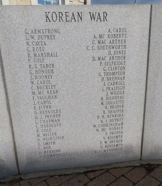 TOWN OF AMENIA WAR VETERANS MEMORIAL STONE F