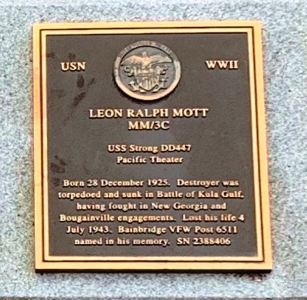 LEON RALPH MOTT WAR MEMORIAL PLAQUE