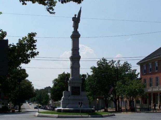 PERRY COUNTY CIVIL WAR MEMORIAL