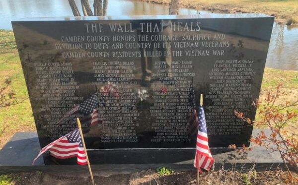 THE WALL THAT HEALS MEMORIAL HONOR ROLL