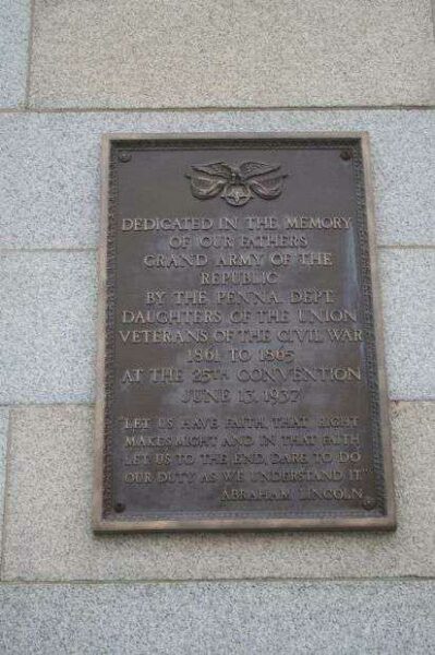 YORK COUNTY DAUGHTERS OF THE UNION VETERANS MEMORIAL PLAQUE