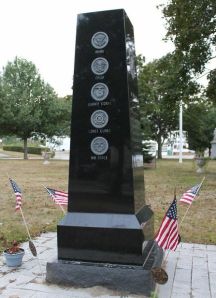 CHELMSFORD VIETNAM WAR MEMORIAL SIDE C