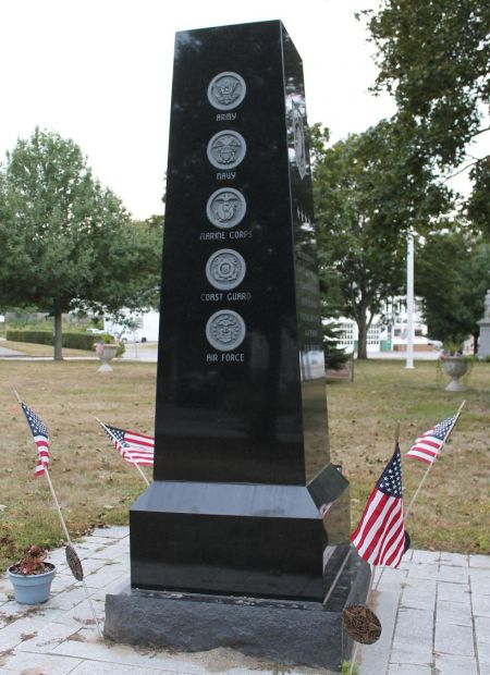 CHELMSFORD VIETNAM WAR MEMORIAL SIDE C
