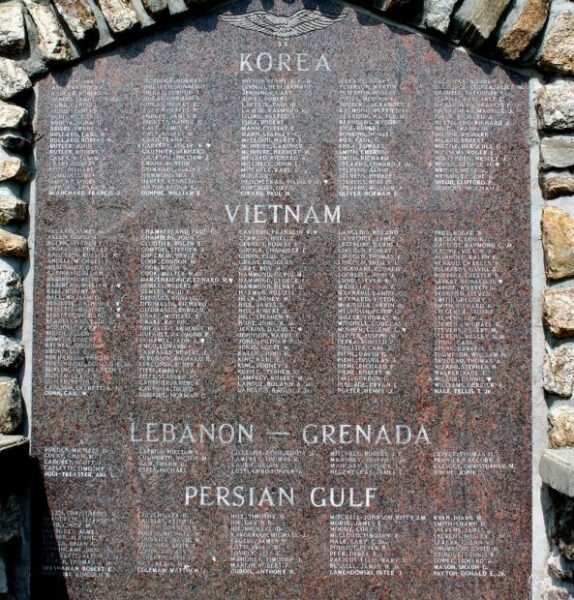CHARLTON WAR VETERANS MEMORIAL PLAQUE