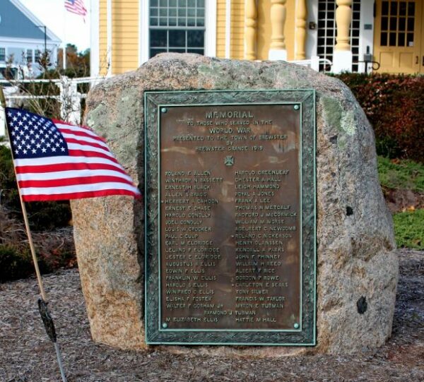 TOWN OF BREWSTER WORLD WAR MEMORIAL