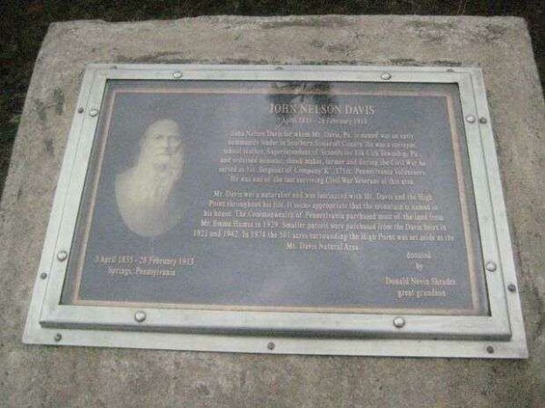 1ST. SERGEANT JOHN NELSON DAVIS WAR MEMORIAL