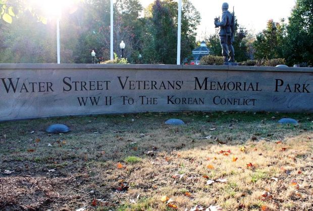 WATER STREET VETERANS MEMORIAL PARK ENTRANCE STONE