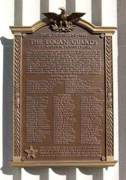 THE LOGAN GUARDS WAR MEMORIAL PLAQUE