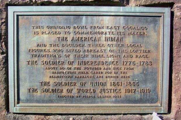 THE AMERICAN INDIAN AND THE AMERICAN SOLDIER MEMORIAL PLAQUE