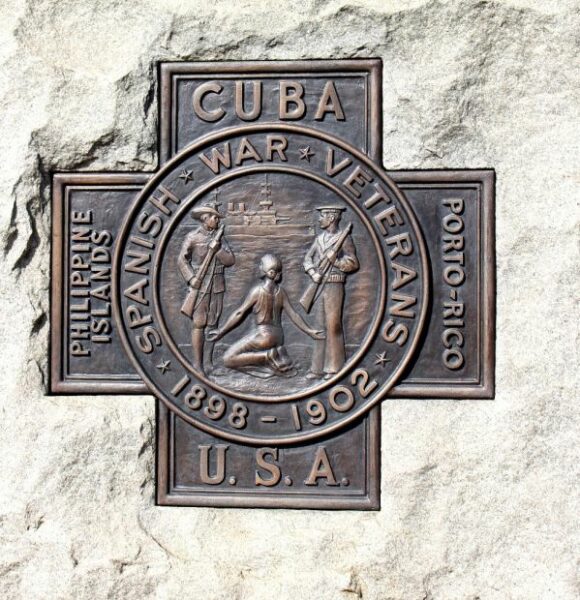 FITCHBURG SPANISH AMERICAN WAR MEMORIAL PLAQUE B