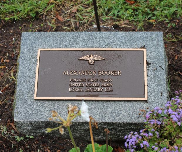 ALEXANDER BOOKER WAR MEMORIAL PLAQUE