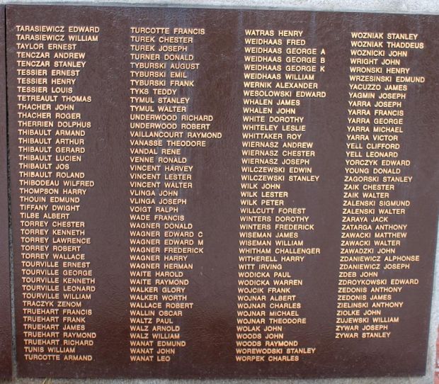 EASTHAMPTON WORLD WAR II MEMORIAL PLAQUE J