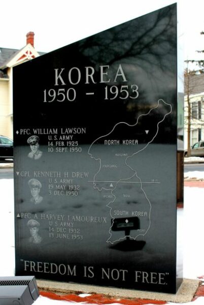 EASTHAMPTON KOREAN WAR MEMORIAL